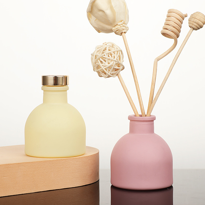 Home Fragrance Reeds - 1 шт., 50 мл, пустые розовые/белые/желтые/черные